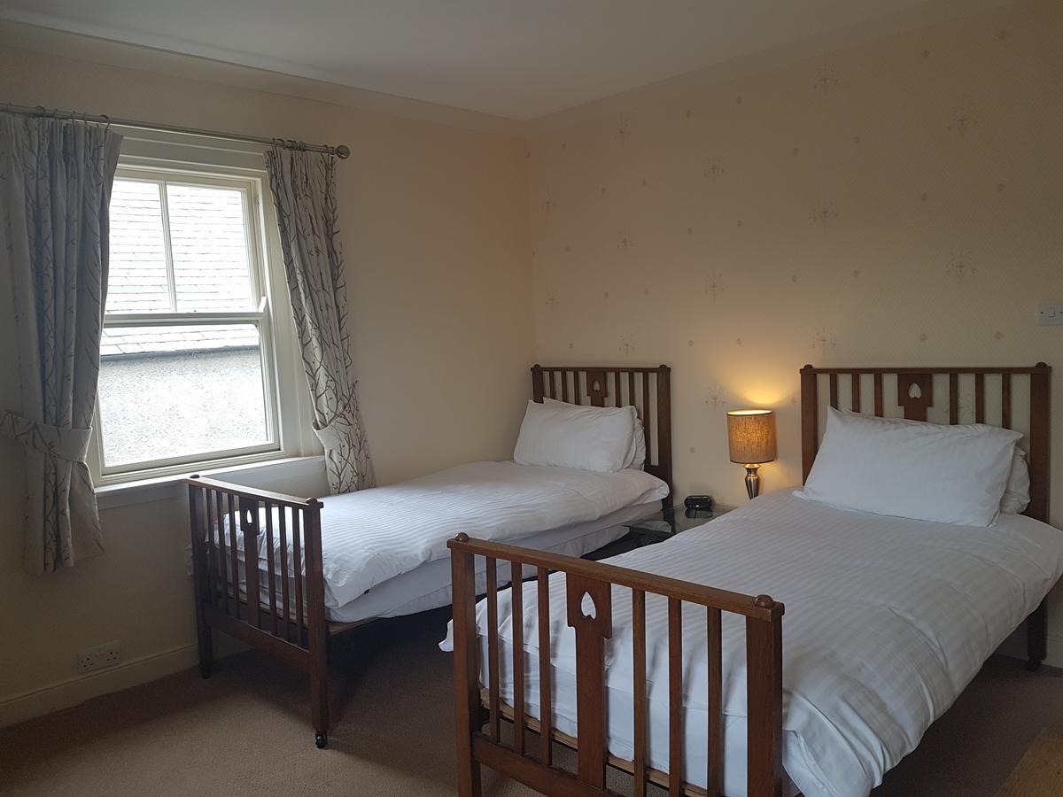 Kirk Yetholm Plough Hotel מראה חיצוני תמונה