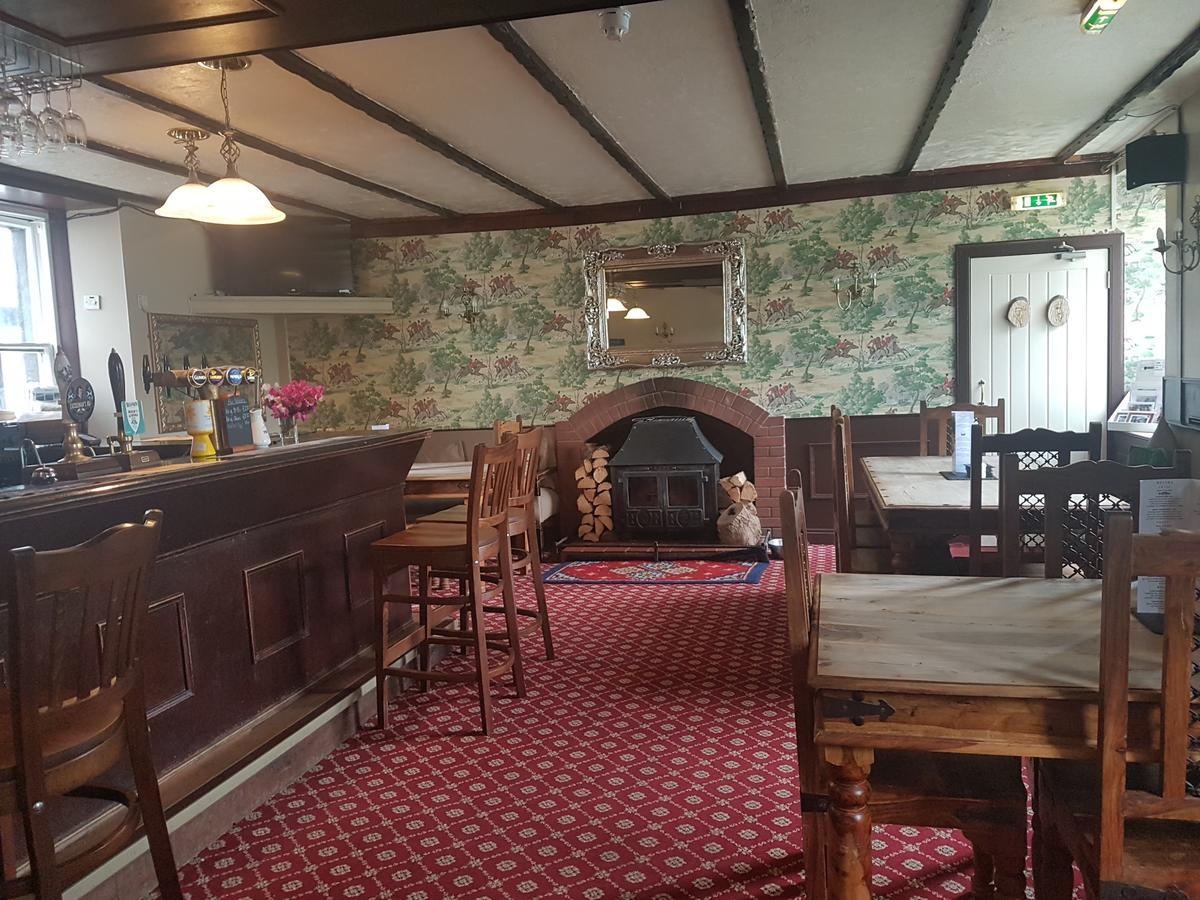 Kirk Yetholm Plough Hotel מראה חיצוני תמונה