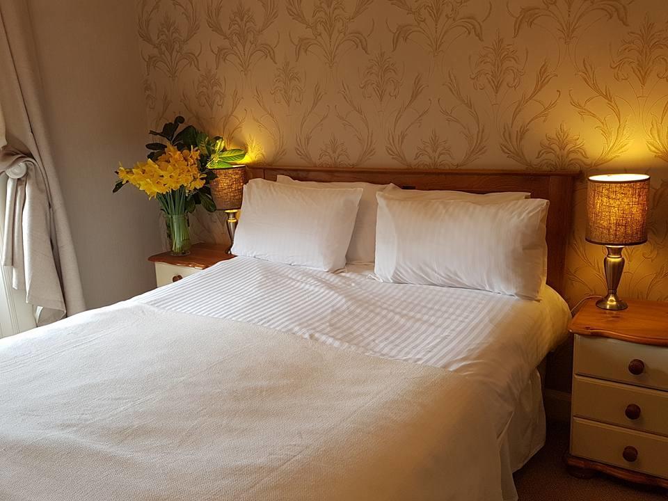 Kirk Yetholm Plough Hotel מראה חיצוני תמונה